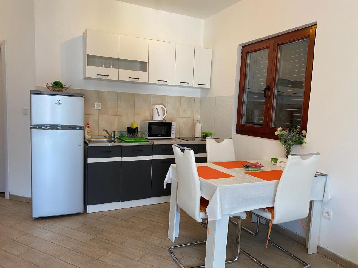 Apartments Darija Kotor Buitenkant foto