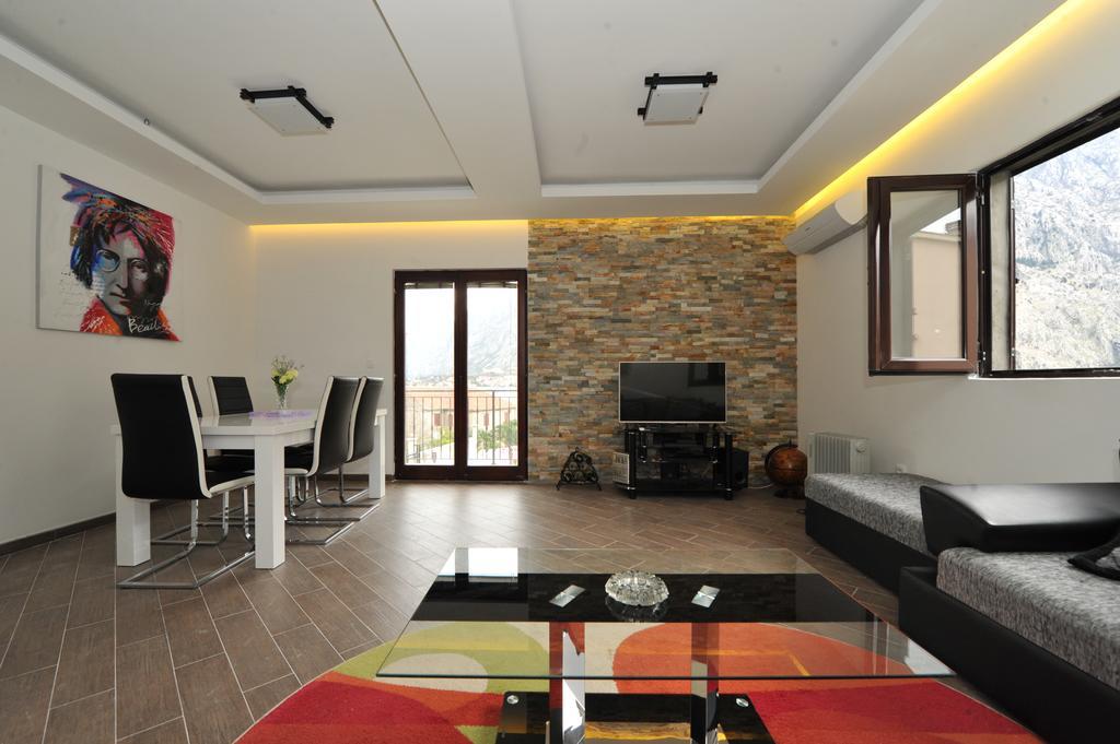 Apartments Darija Kotor Buitenkant foto